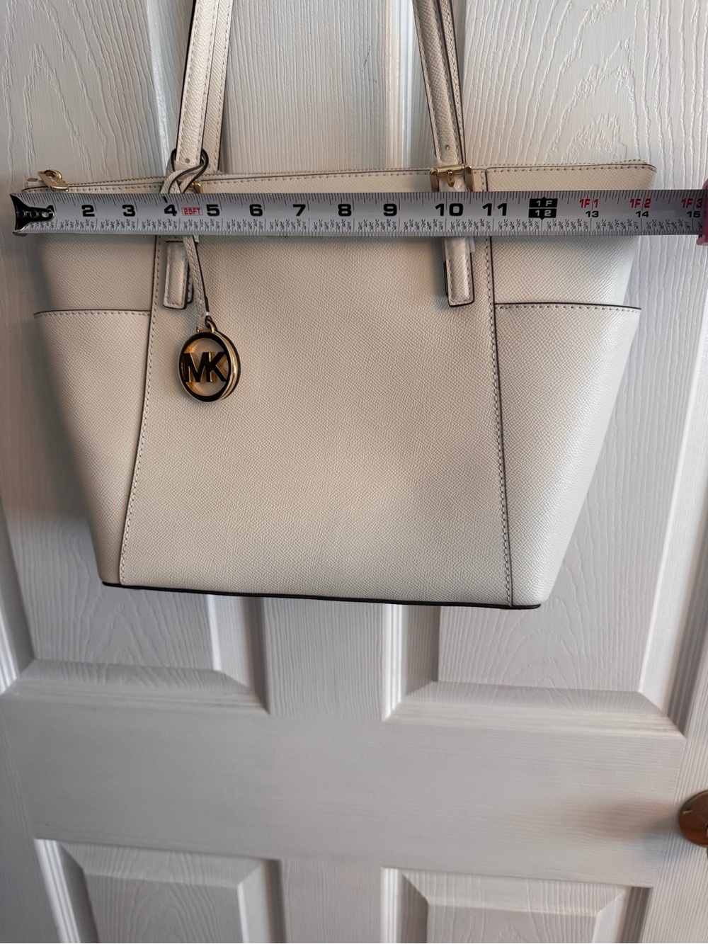 Michael Kors Jet Set Tote in Optic White - Picture 3 of 11